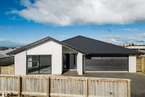 Photo of property in 2/84 Gateway Drive, Te Awamutu, 3800