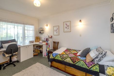 Photo of property in 4 Chester Street, Levin, 5510