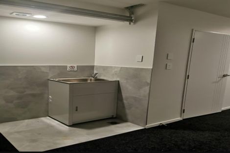 Photo of property in 1/9 Donovan Avenue, Massey, Auckland, 0614