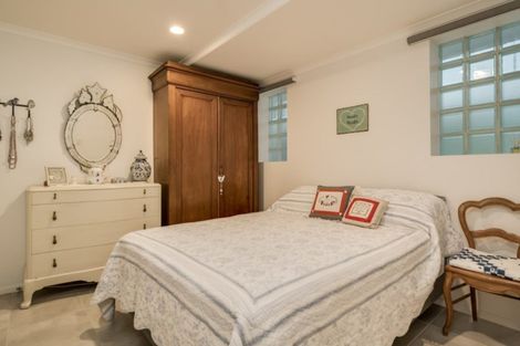 Photo of property in Paramount Apartments, 4/281 Maunganui Road, Mount Maunganui, 3116