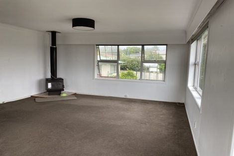 Photo of property in 3/69 Royal View Road, Te Atatu South, Auckland, 0610