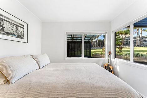 Photo of property in 63 Ardern Avenue, Stanmore Bay, Whangaparaoa, 0932