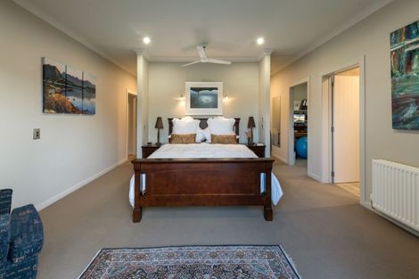 Photo of property in 5 Hollyhock Lane, Wanaka, 9305