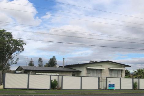 Photo of property in 321 Otumoetai Road, Otumoetai, Tauranga, 3110