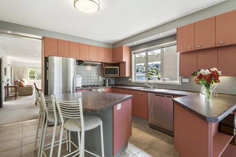 Photo of property in 38 Saddleback Rise, Murrays Bay, Auckland, 0630