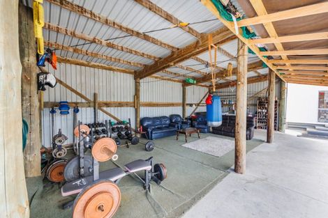 Photo of property in 21 Aru Street, Tangimoana, 4822