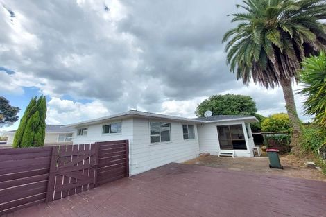 Photo of property in 11 Gambare Place, Wattle Downs, Auckland, 2103