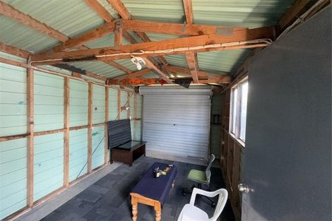 Photo of property in 2/4 Silver Creek Road, Weymouth, Auckland, 2103