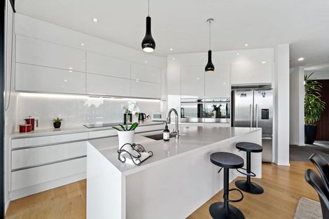 Photo of property in 11a Duncansby Road, Stanmore Bay, Whangaparaoa, 0932