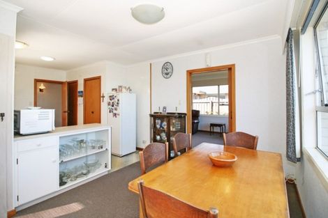 Photo of property in 34 Wesley Avenue, Frankleigh Park, New Plymouth, 4310