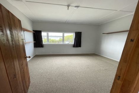 Photo of property in 9 Ruataniwha Street, Waipawa, 4210