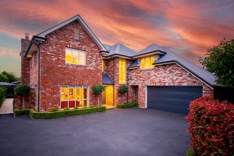 Photo of property in 16a Hadlow Place, Burnside, Christchurch, 8041