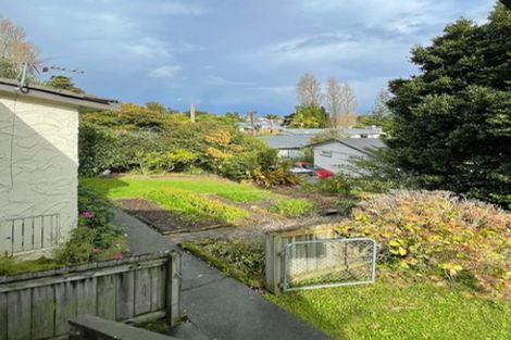 Photo of property in 5/550 Glenfield Road, Glenfield, Auckland, 0629