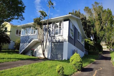 Photo of property in 8 Granby Place, Westown, New Plymouth, 4310