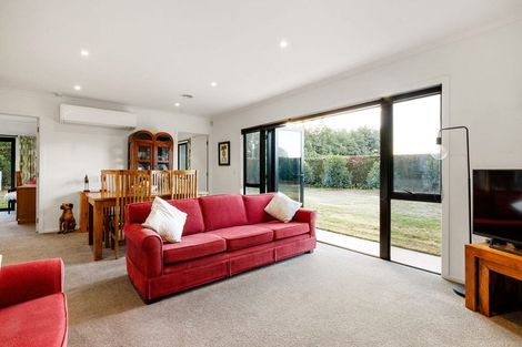 Photo of property in 6 Thirlwall Lane, Cambridge, 3495