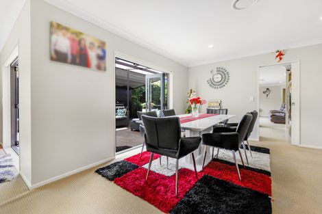 Photo of property in 11 Allerton Place, Wattle Downs, Auckland, 2103