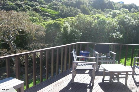 Photo of property in 17 Holly Grove, Maungaraki, Lower Hutt, 5010