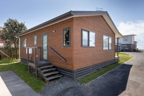 Photo of property in 155 Oceanbeach Road, Mount Maunganui, 3116