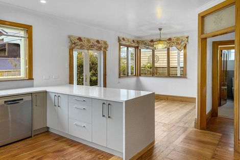 Photo of property in 1/10 Patuone Avenue, Devonport, Auckland, 0624