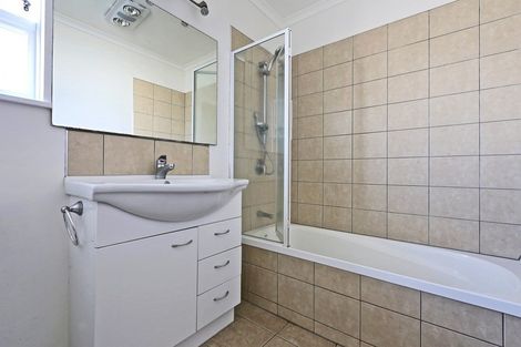 Photo of property in 30 Skerrett Crescent, Tamatea, Napier, 4112