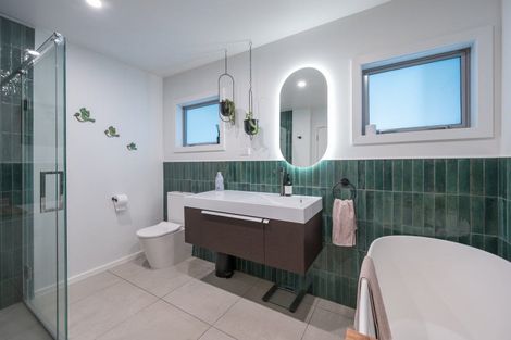 Photo of property in 10 Higgs Road, Mapua, 7005