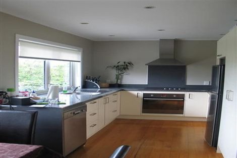 Photo of property in 126 Flanshaw Road, Te Atatu South, Auckland, 0610
