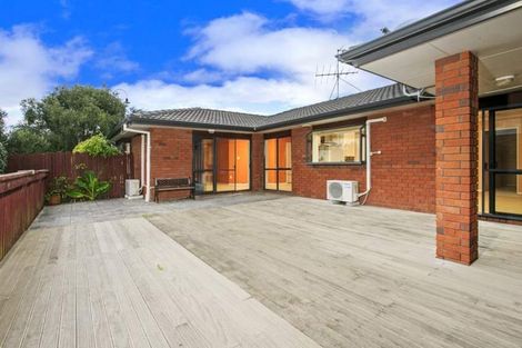 Photo of property in 16 Adelphi Place, Albany, Auckland, 0632