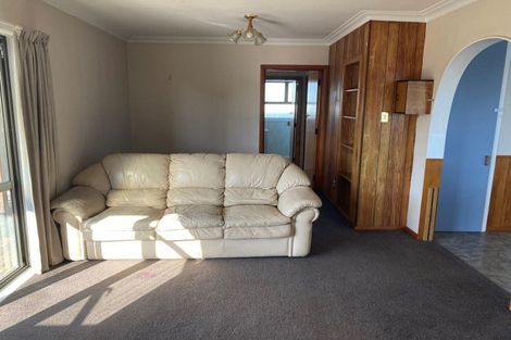 Photo of property in 12 Saint Annes Street, Levin, 5510