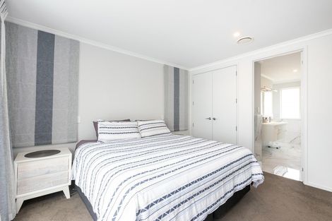 Photo of property in 28 Marram Place, Mangawhai Heads, Mangawhai, 0505