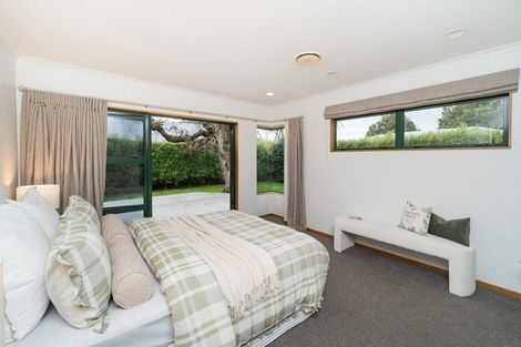 Photo of property in 86 Pahiatua Street, Hokowhitu, Palmerston North, 4410