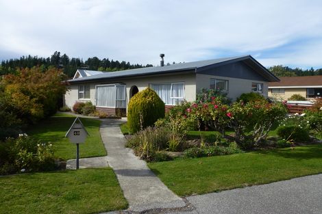 Photo of property in 49 Arnott Street, Alexandra, 9320