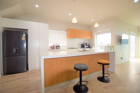 Photo of property in 25 Lili Chen Way, Mangere Bridge, Auckland, 2022