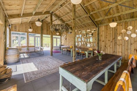 Photo of property in 68 Harakeke Road, Te Horo, Otaki, 5581