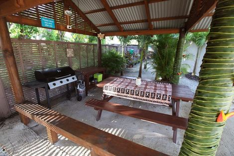 Photo of property in 233 Marine Parade, Eastbourne, Lower Hutt, 5013