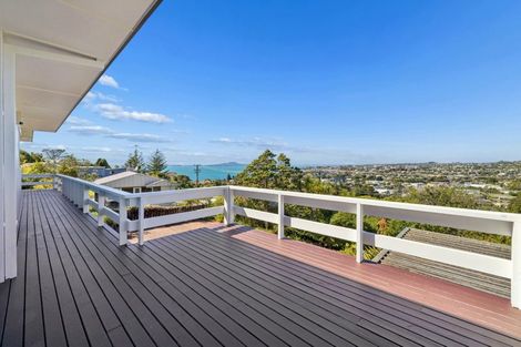 Photo of property in 13 Carlisle Road, Torbay, Auckland, 0630
