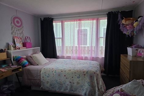 Photo of property in 2 Plimsoll Street, Carterton, 5713