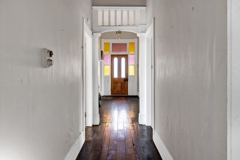 Photo of property in 14 Albany Street, Patea, 4520