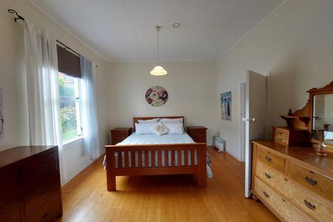 Photo of property in 39 South Road, Blagdon, New Plymouth, 4310