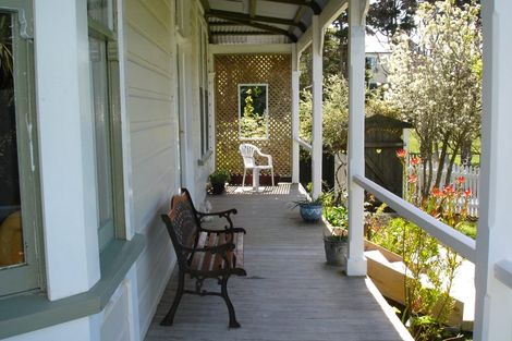 Photo of property in 17 Ironside Road, Johnsonville, Wellington, 6037