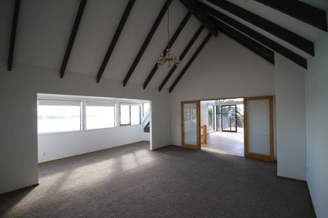 Photo of property in 54 Balmoral Lane, Redcliffs, Christchurch, 8081