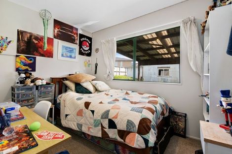 Photo of property in 68 Matija Place, Red Beach, 0932