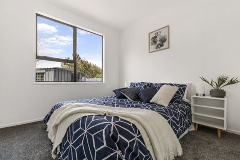 Photo of property in 2/39 Taitimu Drive, Weymouth, Auckland, 2103