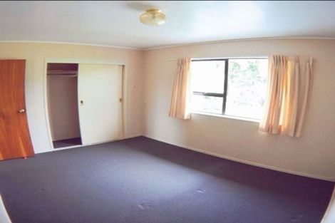 Photo of property in 2/52 Galloway Crescent, Farm Cove, Auckland, 2012