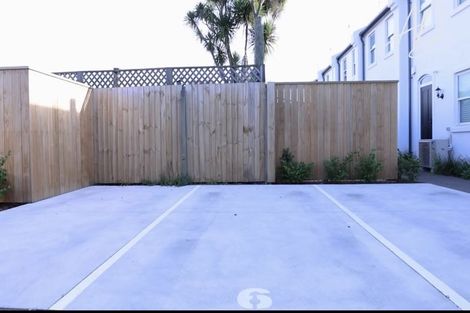 Photo of property in 6/12 Burke Street, Addington, Christchurch, 8024