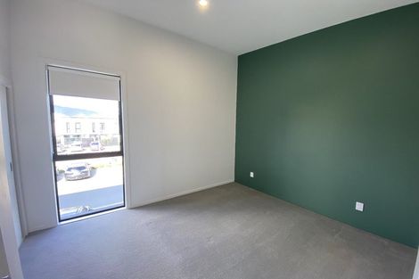Photo of property in 5 Te Ara O Paetutu, Petone, Lower Hutt, 5012