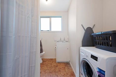 Photo of property in 48 Norfolk Crescent, Otaki Beach, Otaki, 5512