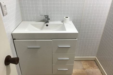 Photo of property in 17 Third Avenue, Avenues, Whangarei, 0110