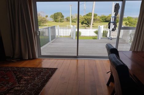 Photo of property in 389 Estuary Road, South New Brighton, Christchurch, 8062