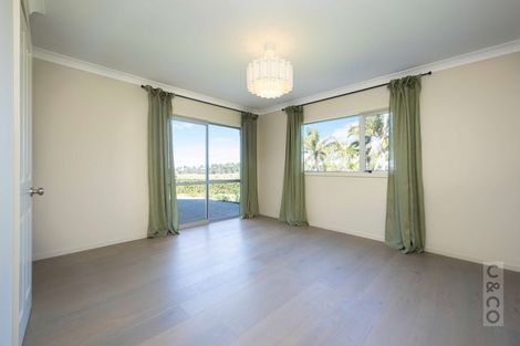 Photo of property in 221 Amreins Road, Taupaki, Henderson, 0782