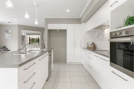 Photo of property in 3 Northbrook Glen, Flagstaff, Hamilton, 3210